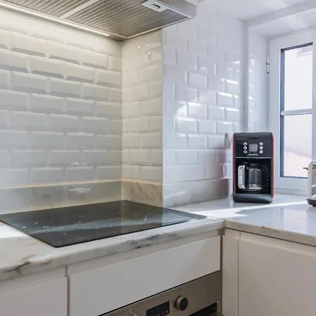 Cosy In Bairro Alto By Lovelystay Lisboa