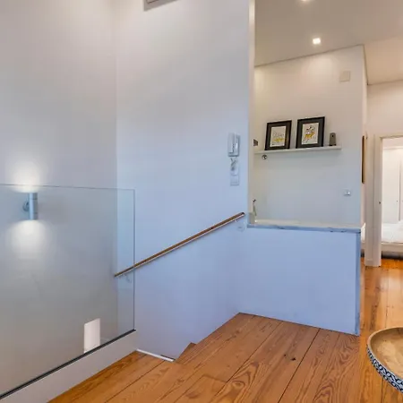 Lägenhet Cosy In Bairro Alto By Lovelystay *