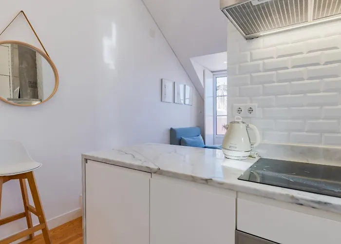 Cosy In Bairro Alto By Lovelystay Lisboa
