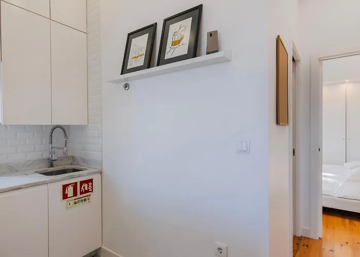 Cosy In Bairro Alto By Lovelystay * Lisboa