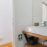 Appartement Cosy In Bairro Alto By Lovelystay Lisboa
